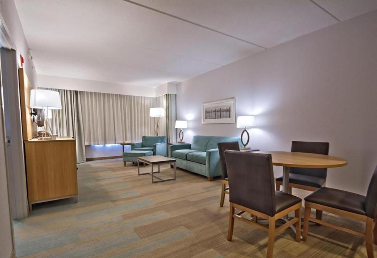 Holiday Inn Manahawkin/Long Beach Island By Ihg Exterior photo