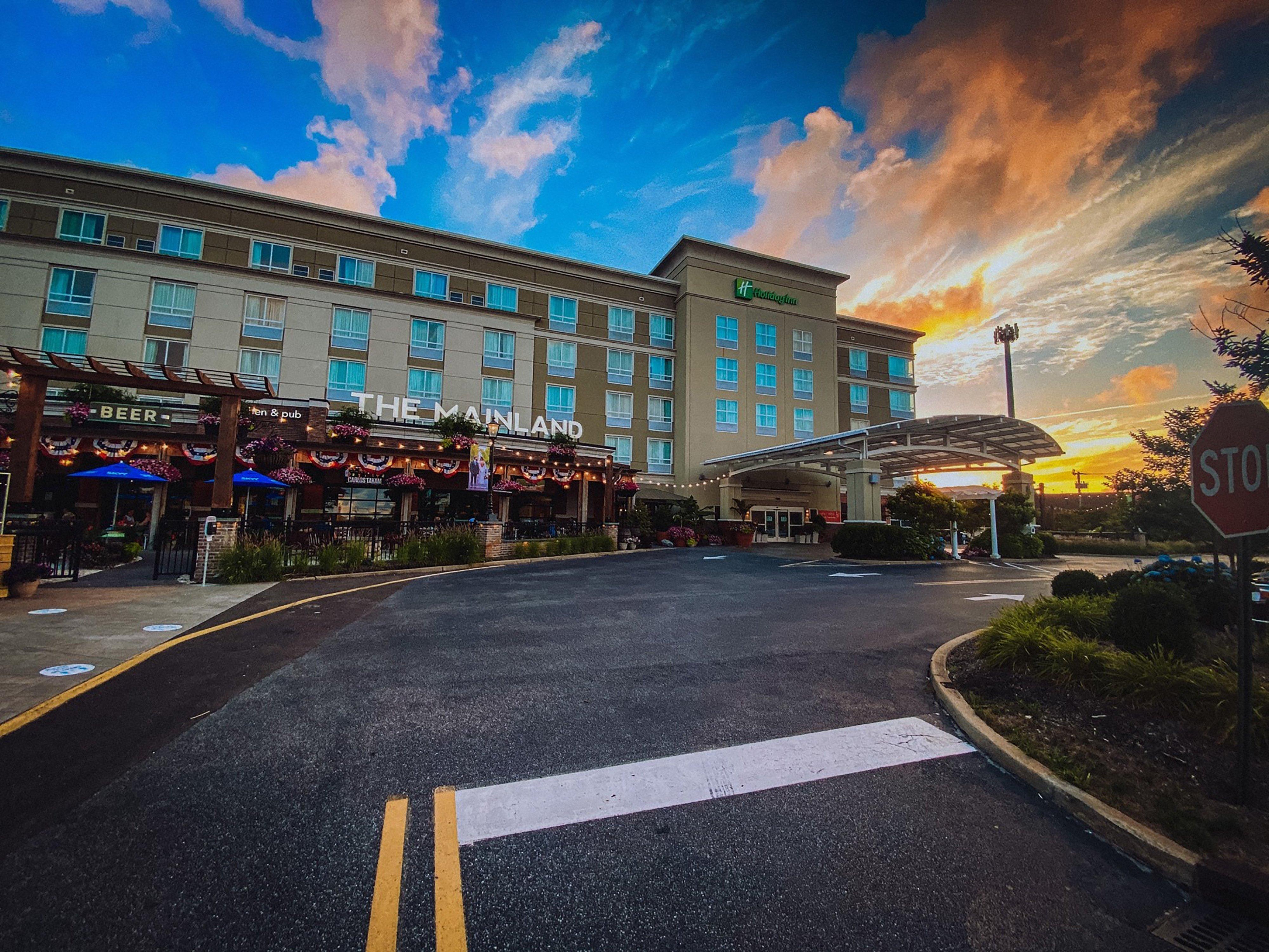 Holiday Inn Manahawkin/Long Beach Island By Ihg Exterior photo